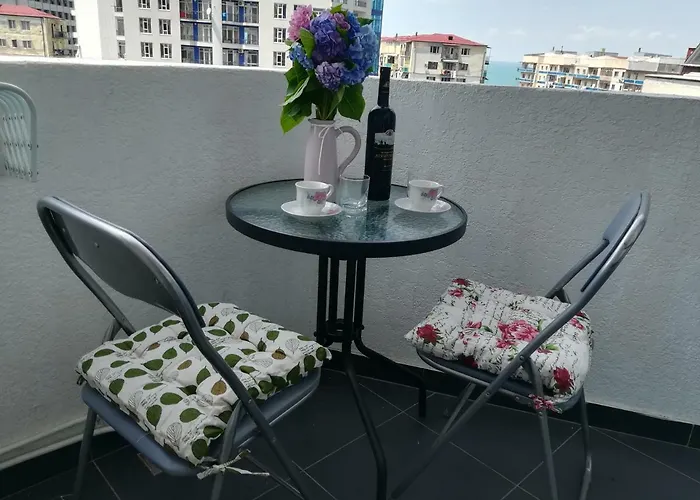 Apartament In Real Pealce In Batumi